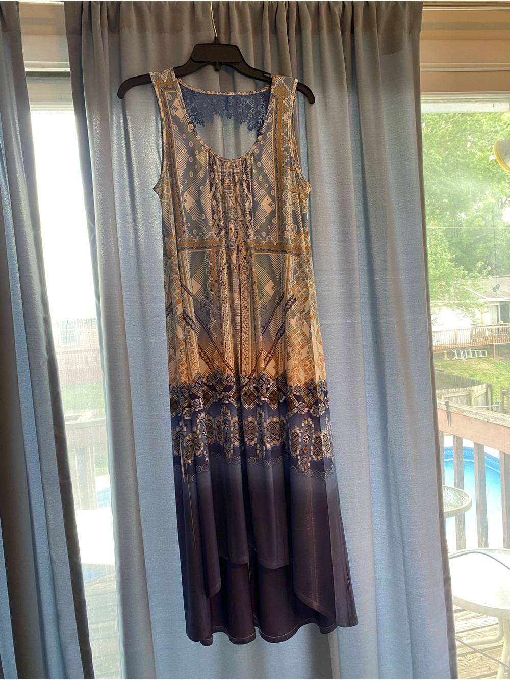 World unity Sleeveless Blue and Tan High-Low Maxi Dress